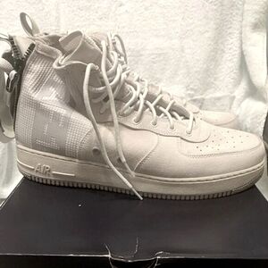 Like New - Nike SF Air Force 1 Atmosphere Gray Suede (14)